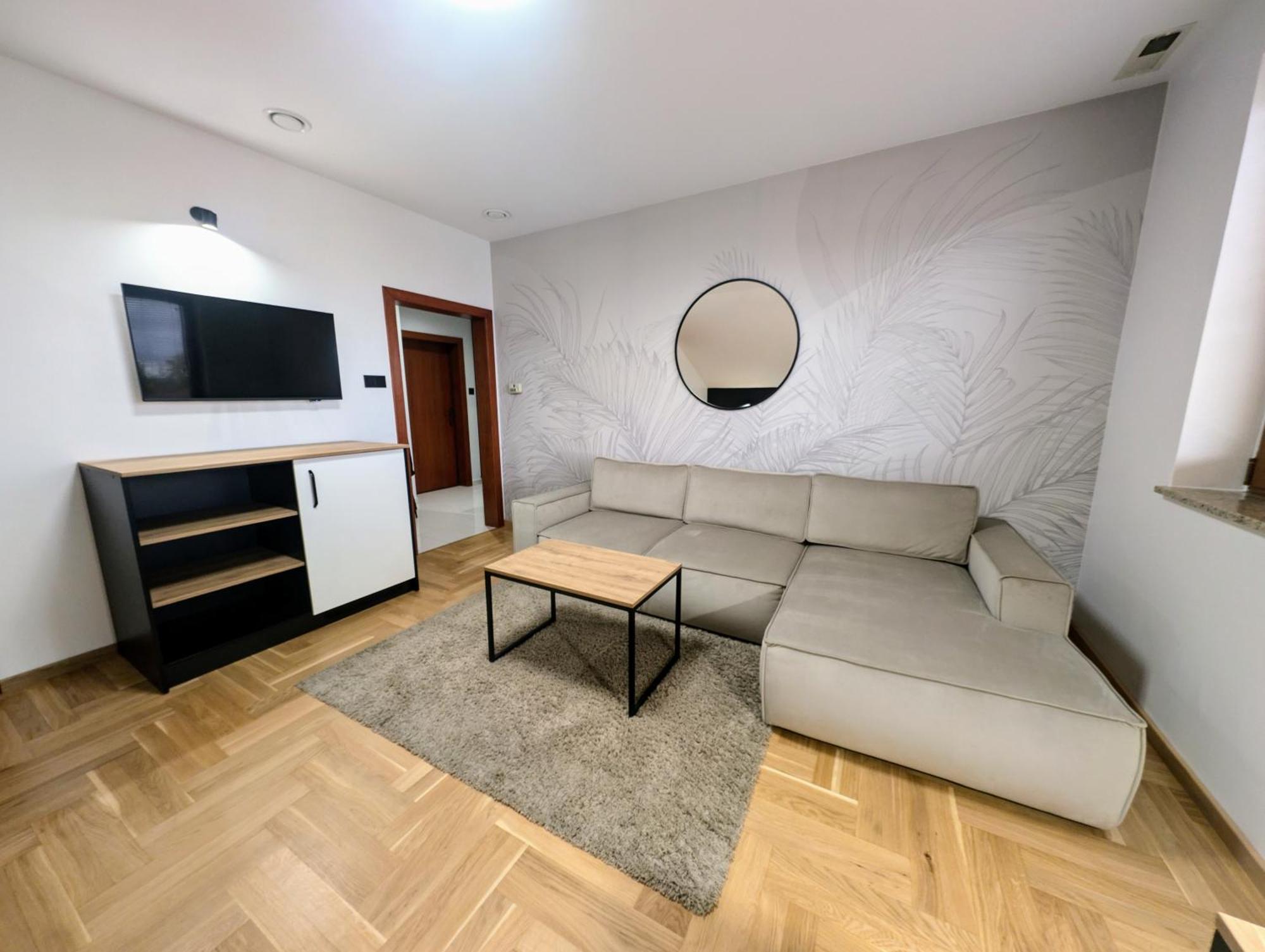 Hotel Reslinski Гроджиск Виелкополски Екстериор снимка