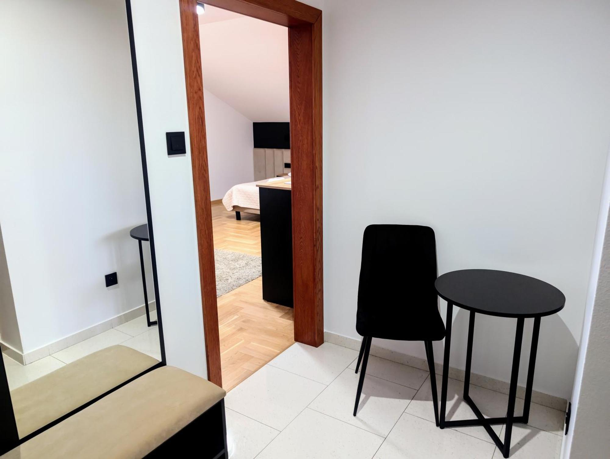 Hotel Reslinski Гроджиск Виелкополски Екстериор снимка