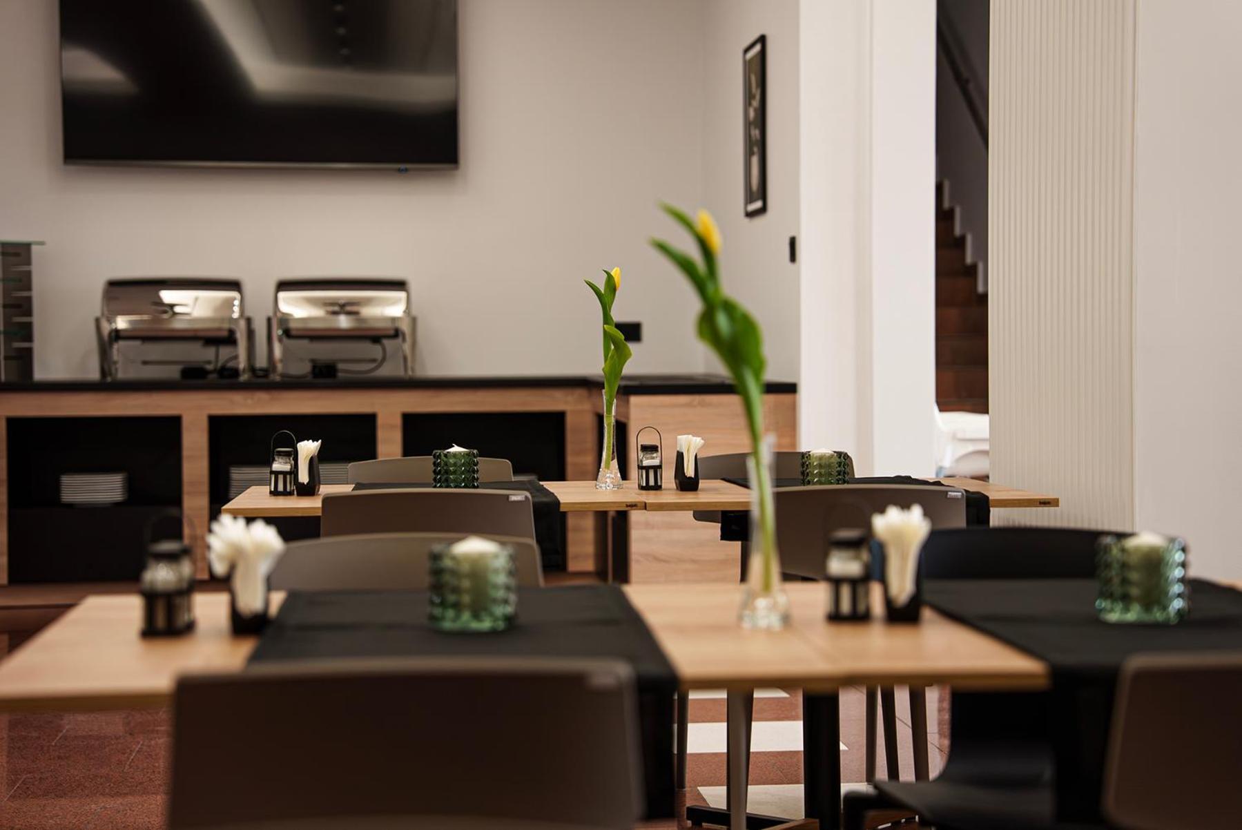 Hotel Reslinski Гроджиск Виелкополски Екстериор снимка