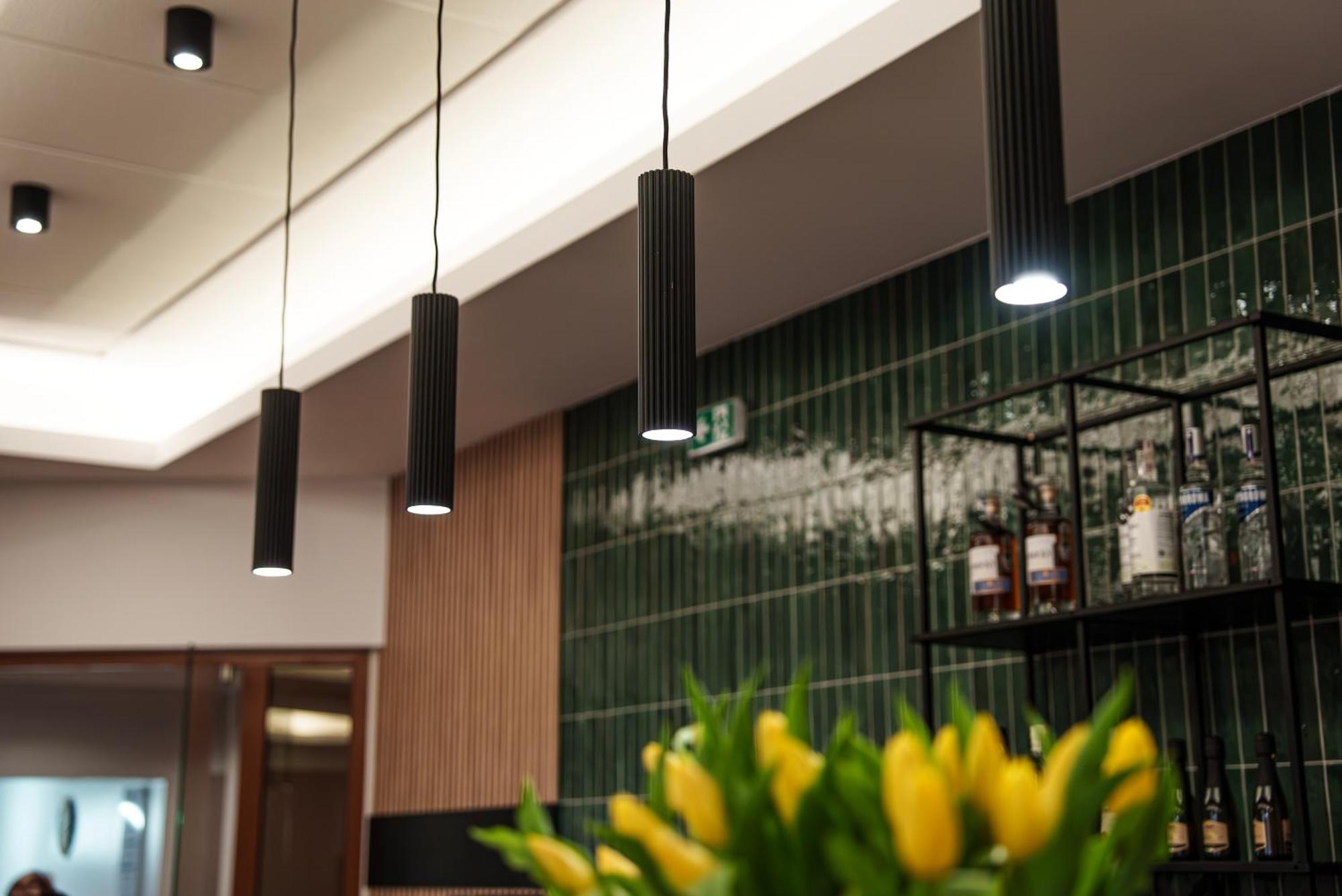 Hotel Reslinski Гроджиск Виелкополски Екстериор снимка