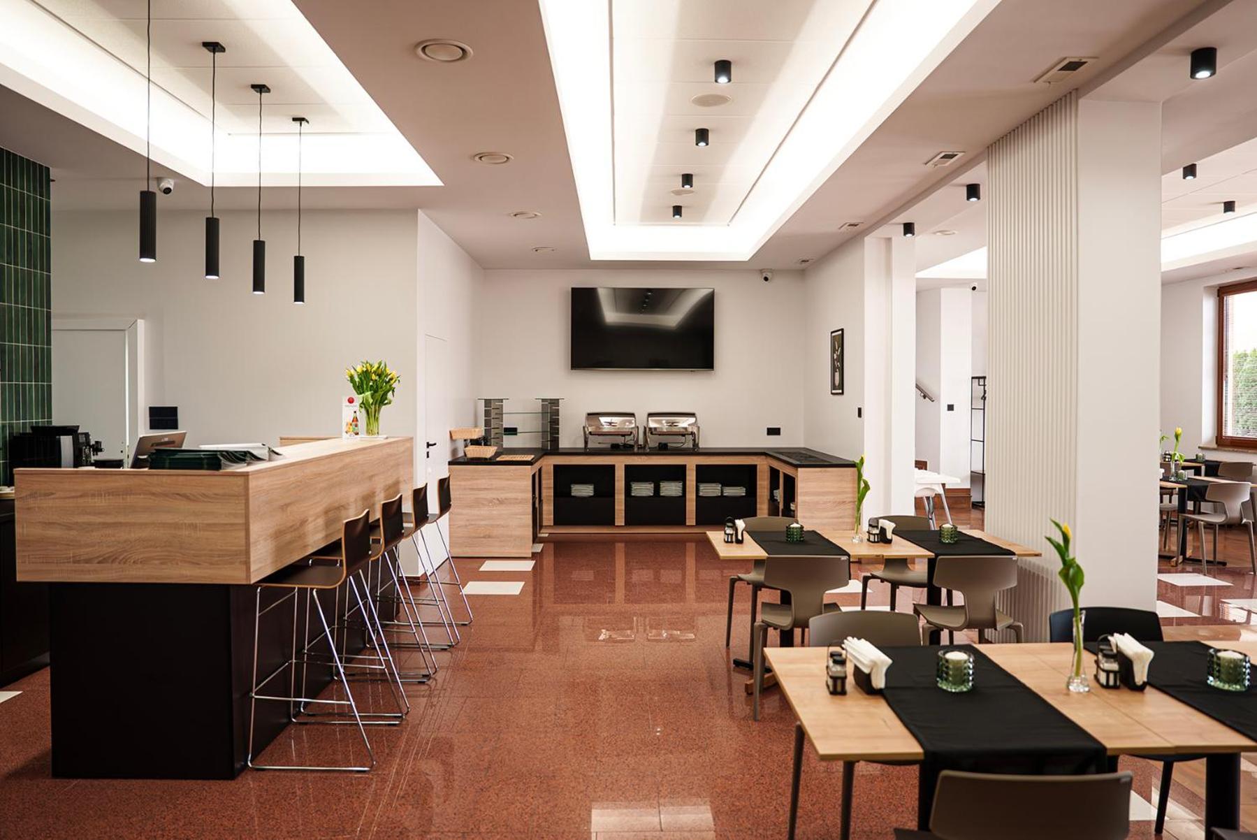 Hotel Reslinski Гроджиск Виелкополски Екстериор снимка