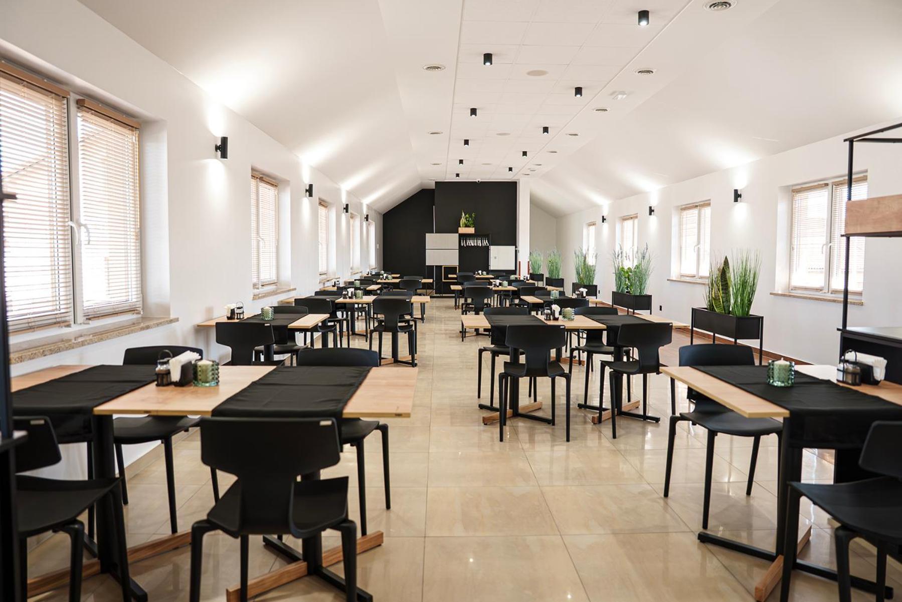 Hotel Reslinski Гроджиск Виелкополски Екстериор снимка